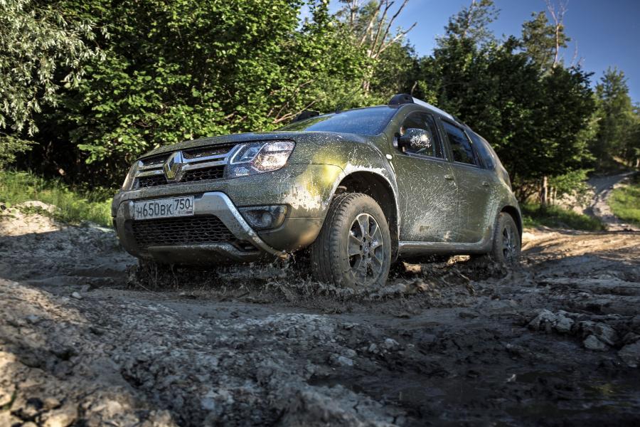  Renault Duster 2015 года  (RU) (фото 2 из 28)